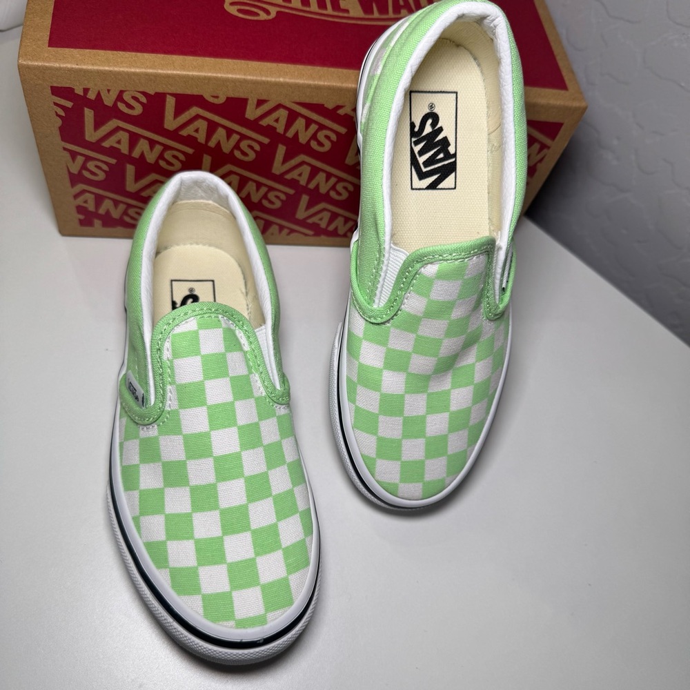 NWT Vans Kids Green and White Checkerboard Slip-On Sneakers